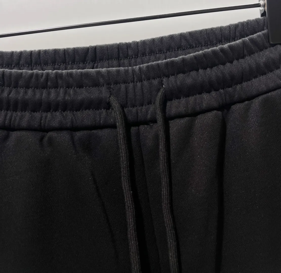 🔥p140 Moncler* 2026New Arrival 👖Classic 🔥 ✅ Quality ‼ ⚠️ Same Style ！ ●400 ● ● 1：1 ● ●Size； S M L XL